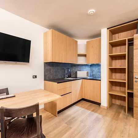 Aparthotel Nevegall 3*